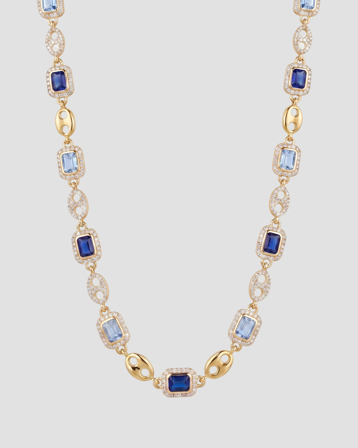 Koluré Diamond Gem Chain Gold – 18K vergoldete Halskette mit Zirkonia und blauen Ziersteinen