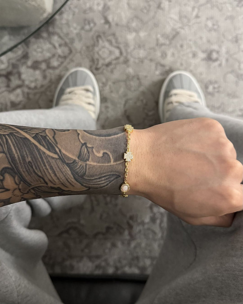 Arctic Charm Bracelet Gold